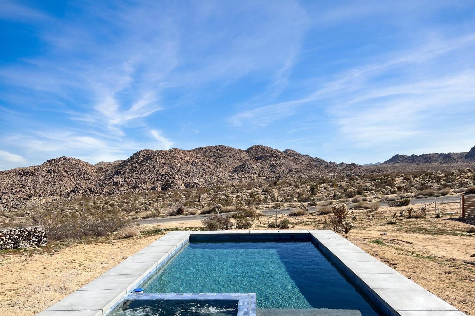 Chicory By Avantstay Modern Desert Retreat W Hot Tub Joshua Tree Esterno foto